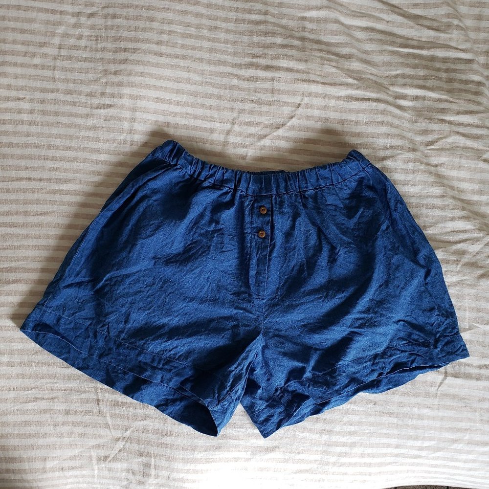Everlane blue linen shorts
